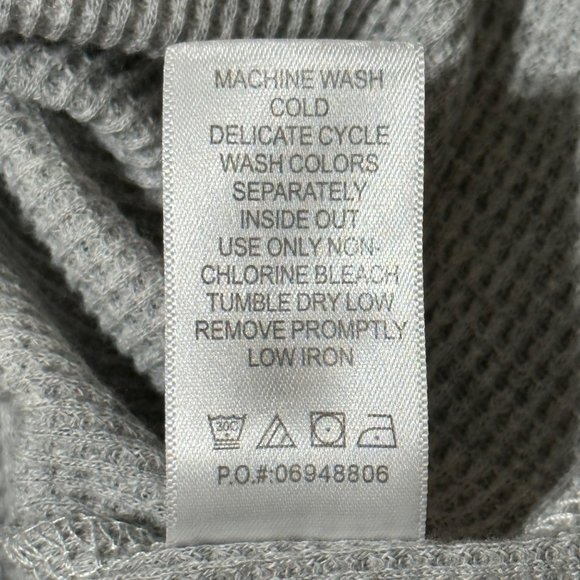 Woman Within size L gray with purple embroidered floral thermal weave top FLAW - Picture 7 of 8